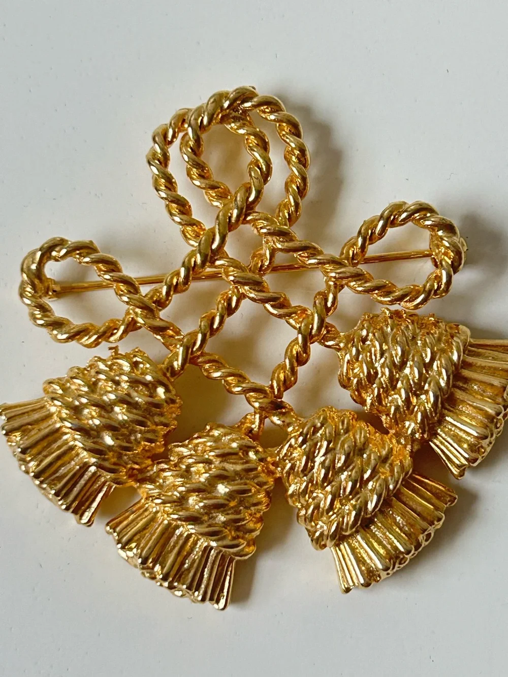Lion & Tassel 2pc Brooch Set